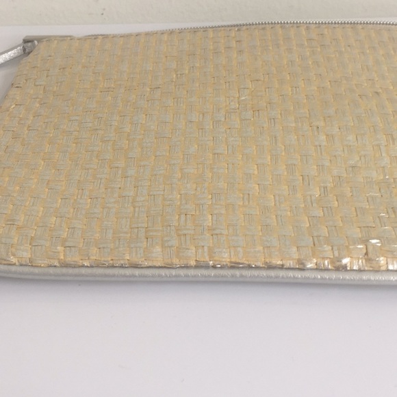 Neiman Marcus metallic weave clutch / zip bag NWOT - Picture 7 of 13